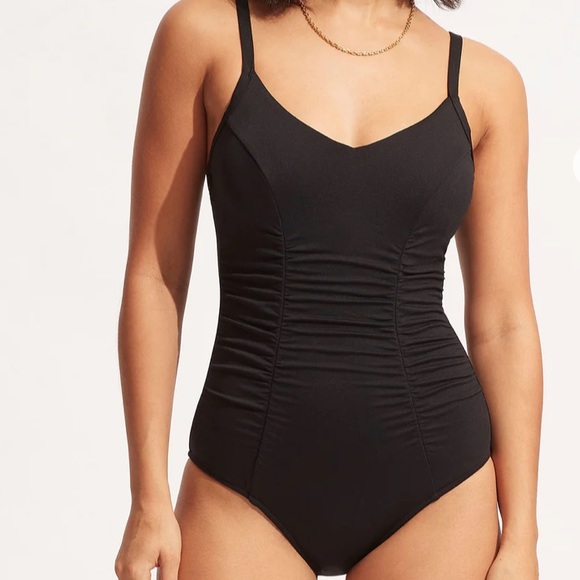 Seafolly Underwire One Piece Swimsuit - Picture 9 of 9